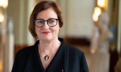 Foto der Berliner Senatorin für Wissenschaft, Gesundheit und Pflege Dr. Ina Czyborra